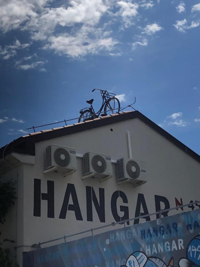 Hangar Apartments 伊佐拉 外观 照片
